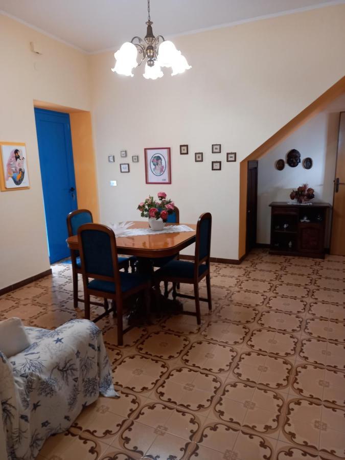 Casa Blu Oltremare Villa Sant'Antìoco Eksteriør billede