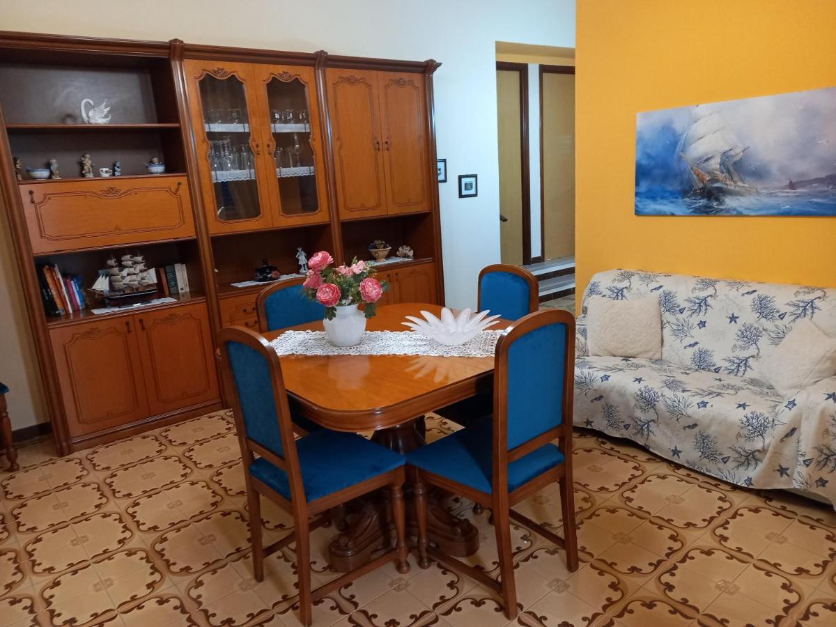 Casa Blu Oltremare Villa Sant'Antìoco Eksteriør billede